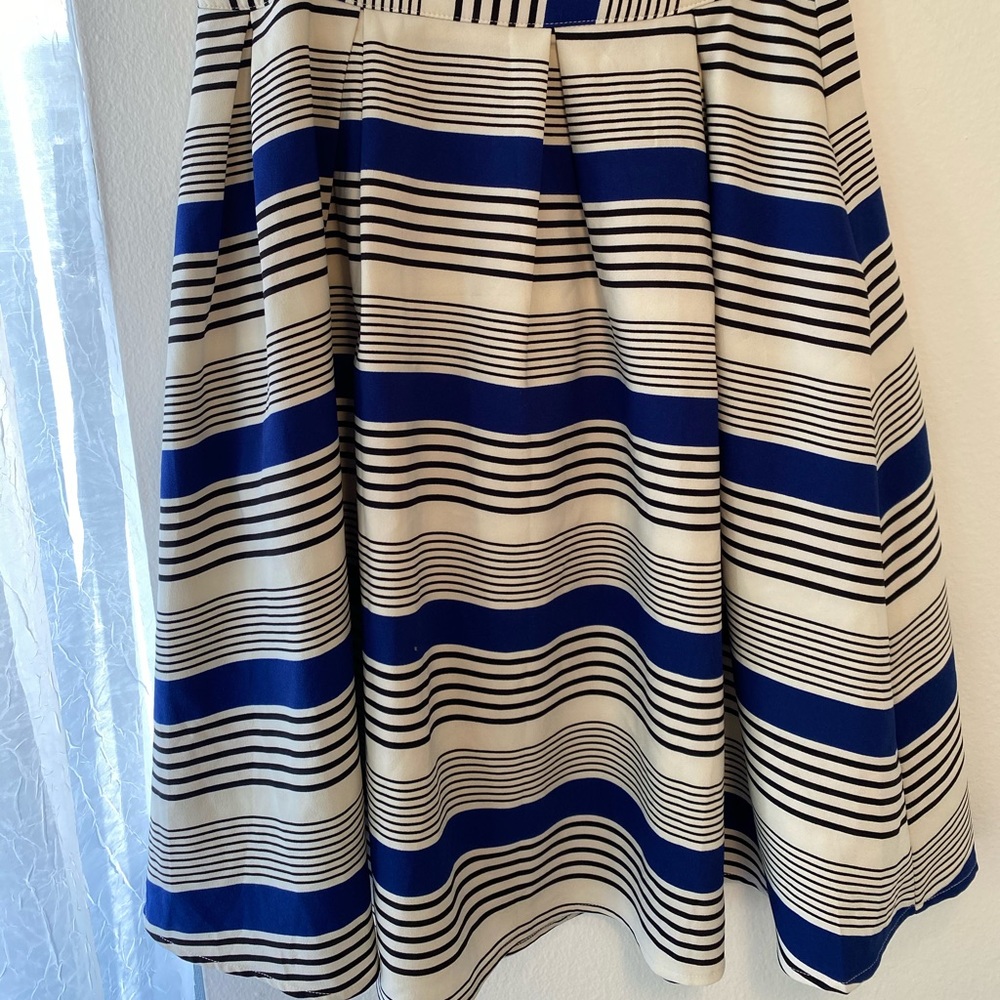 Forever 21 striped a-line skirt with pockets!